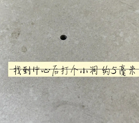 南乐瓷砖空鼓维修公司专业解答在瓷砖铺贴过程中，如果砂料搅拌不均匀，将会带来以下问题